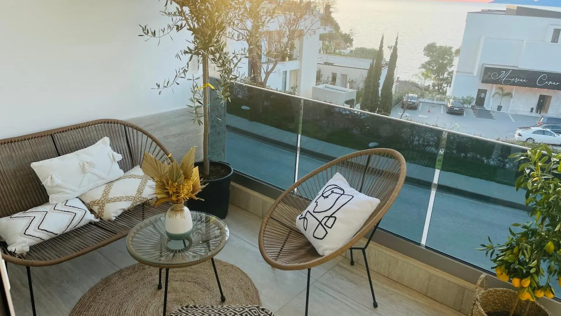 Marina Bay Luxury Apartment Vlora 0*, Vlorë